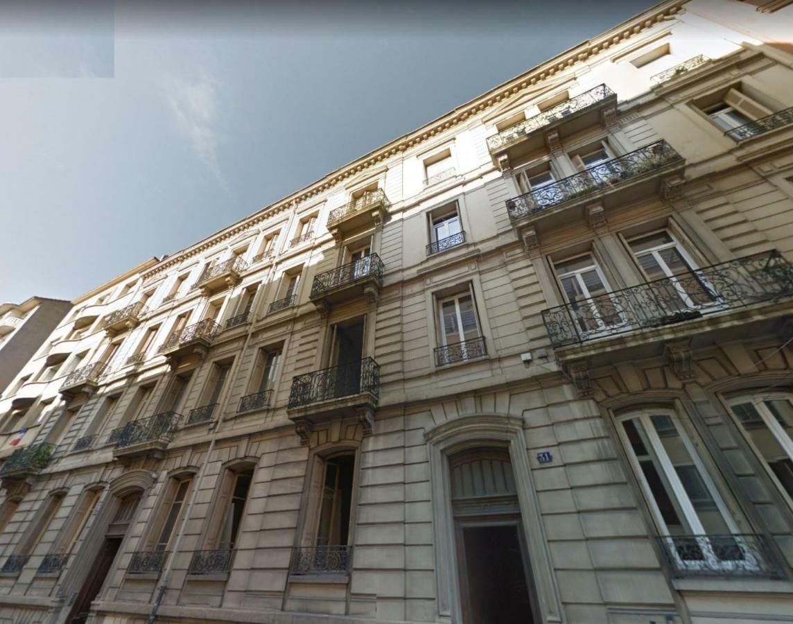 サン・テティエンヌL'Haussmannien Stephanoisアパートメント エクステリア 写真